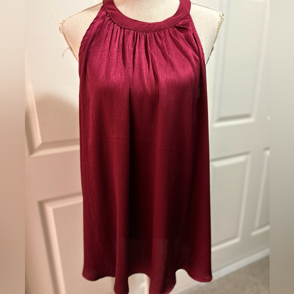 Torrid burgundy sleeveless blouse SZ 0 NWOT
